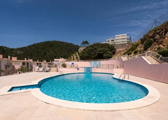 Bmyguest - Palames & Pool Apartman Sesimbra