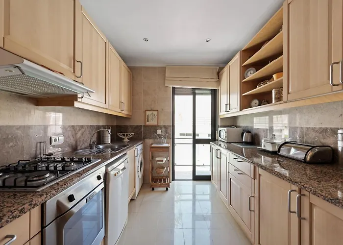 Bmyguest - Palames & Pool Apartman